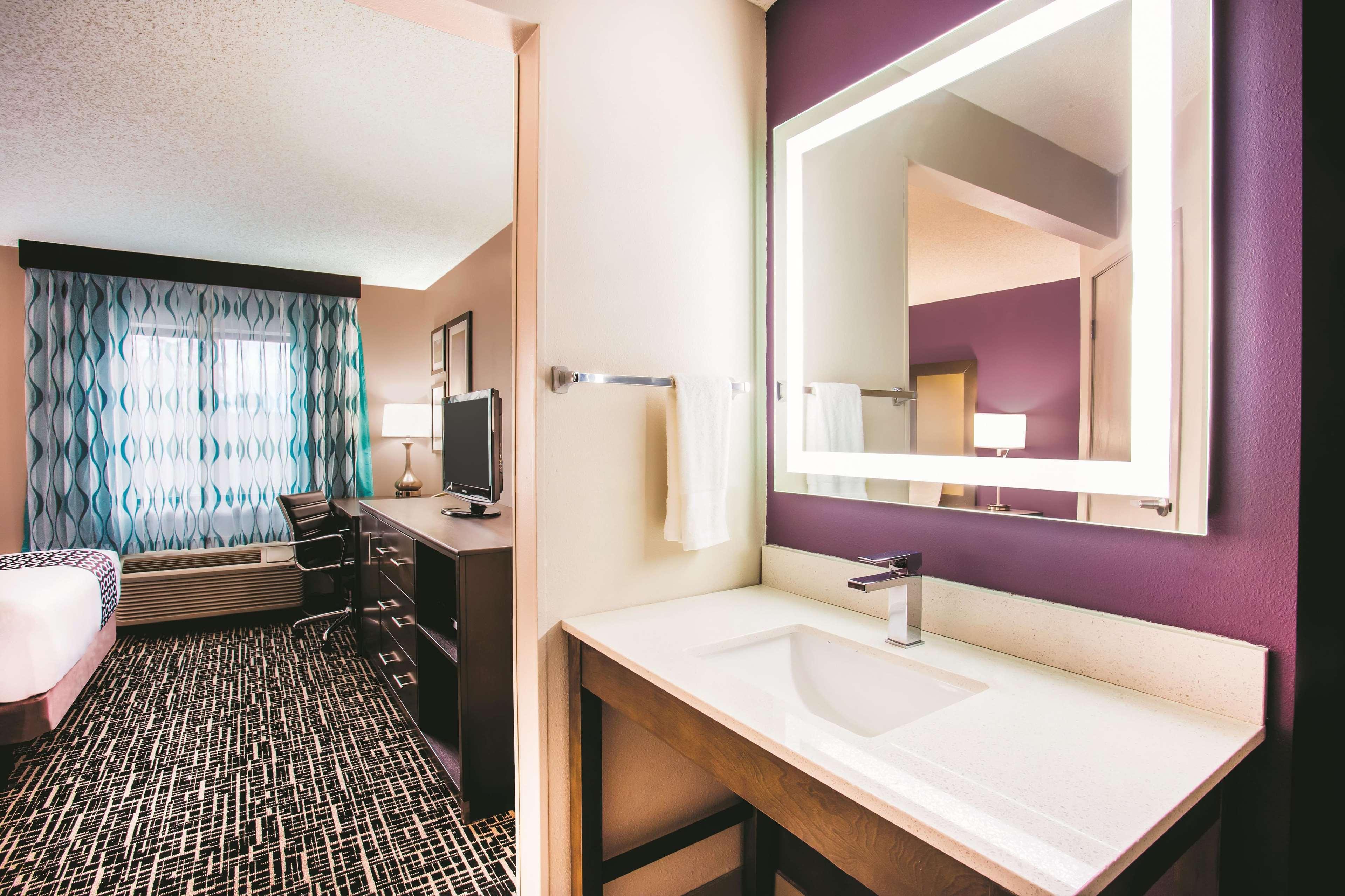 La Quinta By Wyndham Cincinnati Ne - Мейсън Екстериор снимка