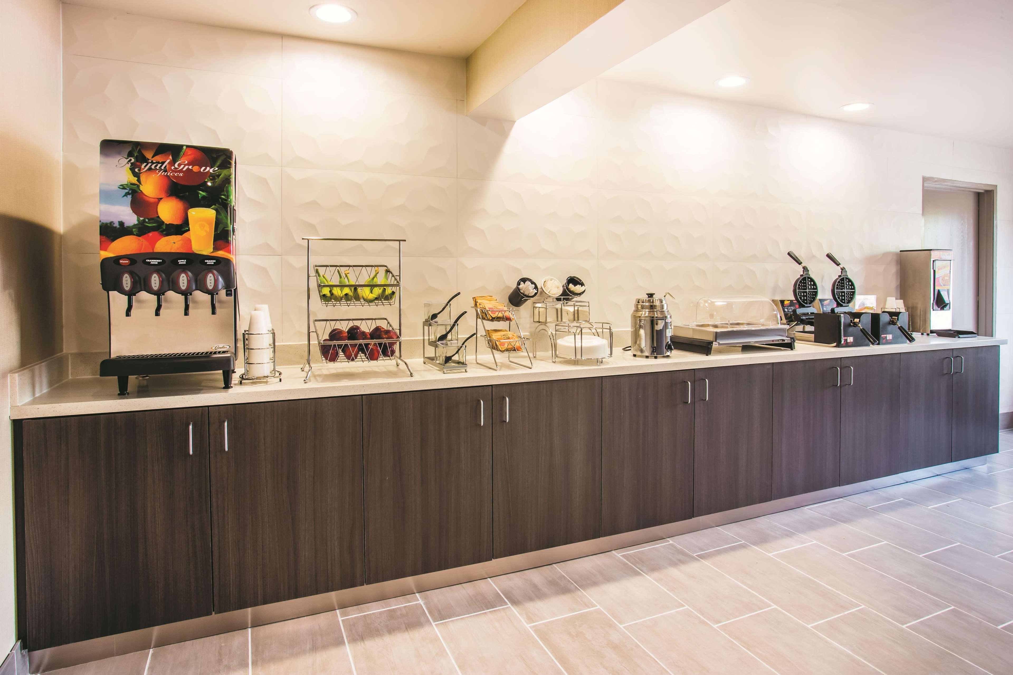La Quinta By Wyndham Cincinnati Ne - Мейсън Екстериор снимка